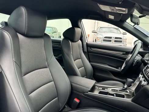 Used 2022 Honda Accord Sport image 30
