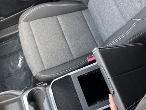 Used 2025 GMC Terrain Elevation image 29