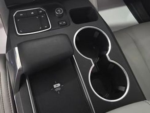 Used 2023 Acura MDX SH-AWD w/ Advance Package image 23