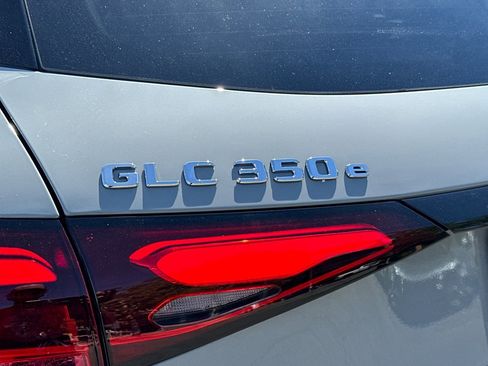 Used 2026 Mercedes-Benz GLC 350e 4MATIC image 18