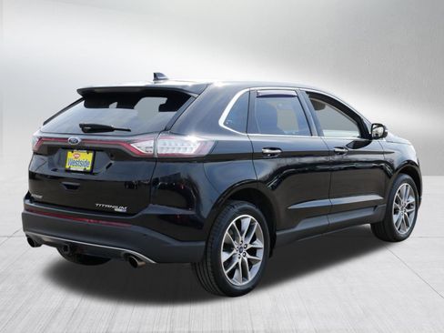 Used 2017 Ford Edge Titanium w/ Equipment Group 301A image 7