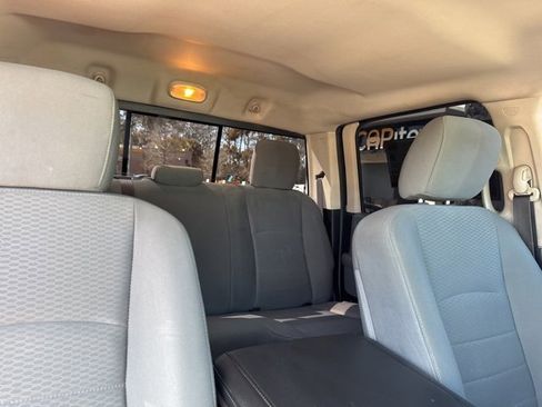 Used 2016 RAM 2500 SLT image 12