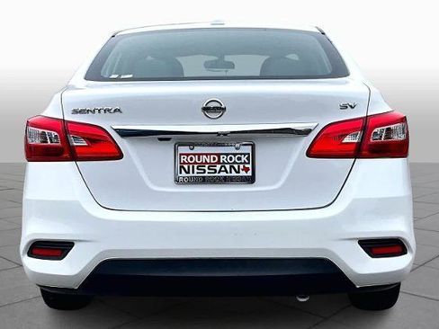 Certified 2019 Nissan Sentra SV image 4