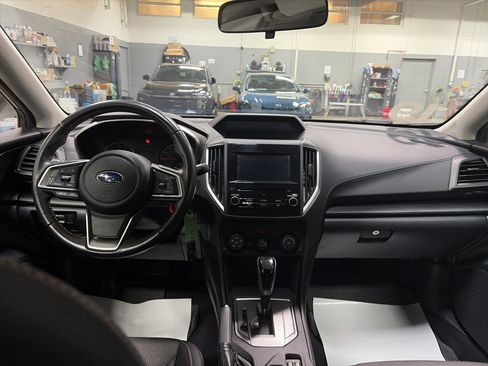 Used 2019 Subaru Crosstrek 2.0i Premium AWD/4WD image 24