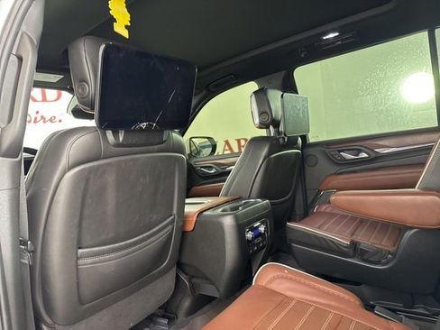 Used 2023 GMC Yukon XL Denali Ultimate image 14