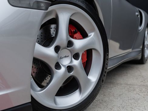 Used 2001 Porsche 911 Turbo AWD/4WD image 25