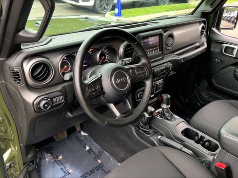 Certified 2022 Jeep Wrangler Unlimited Sport AWD/4WD image 16