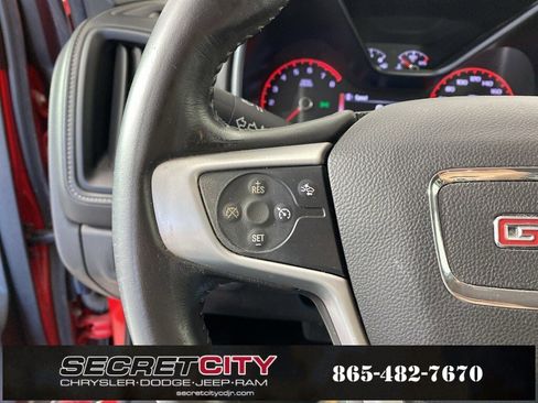 Used 2015 GMC Canyon SLT image 15