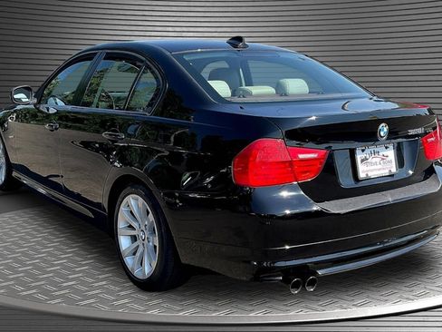 Used 2011 BMW 328i Sedan RWD image 4