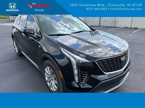Used 2019 Cadillac XT4 Premium Luxury w/ Cold Weather Package AWD/4WD image 1