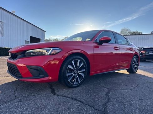 Used 2022 Honda Civic EX-L image 5