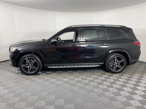 Used 2022 Mercedes-Benz GLS 450 4MATIC image 2