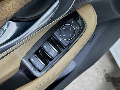 Used 2025 Cadillac CT5 Premium Luxury image 20