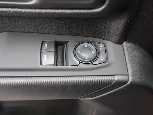 Used 2024 GMC Sierra 2500 Pro w/ Convenience Package image 16