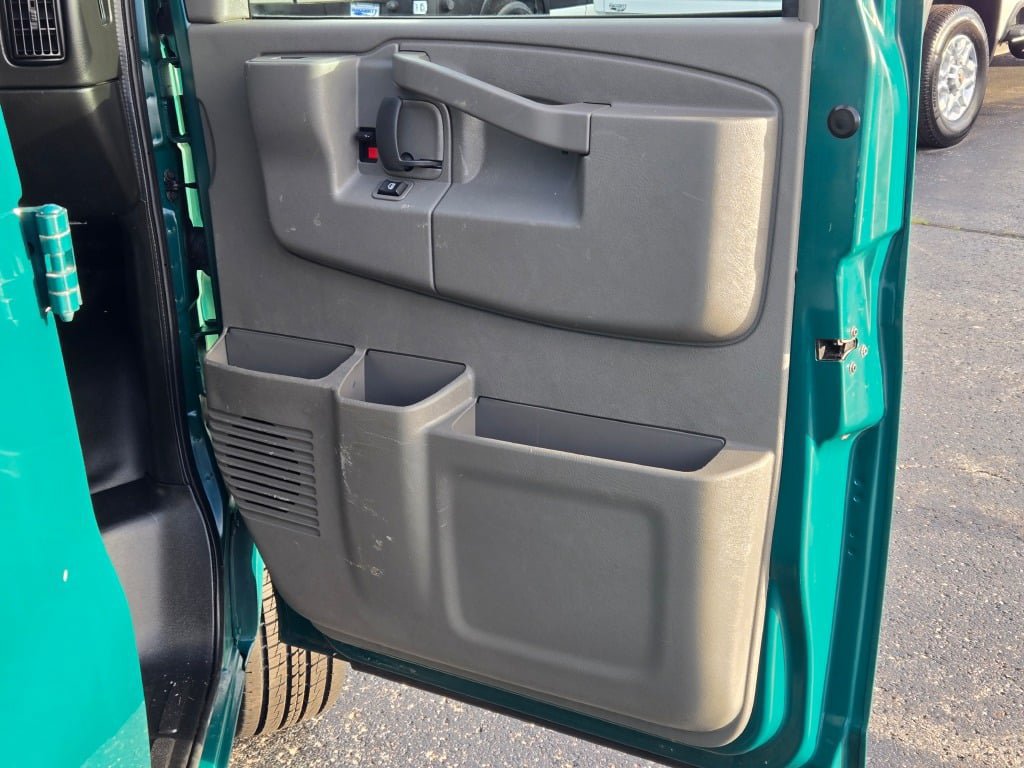 Certified 2023 Chevrolet Express 3500 w/ Driver Convenience Package RWD image 5
