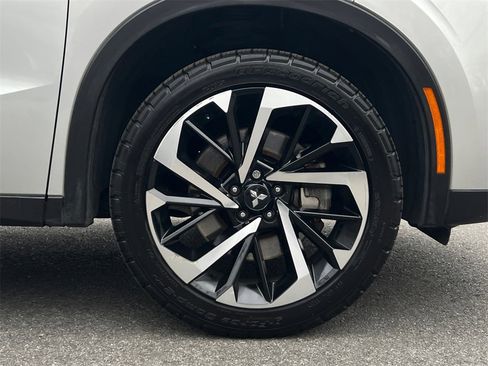 Used 2022 Mitsubishi Outlander SE image 9