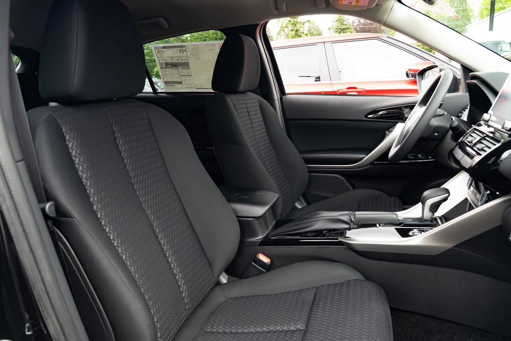 New 2026 Mitsubishi Eclipse Cross LE AWD/4WD image 24