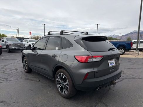 Used 2022 Ford Escape SEL w/ SEL Stealth AWD Package image 9