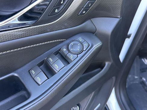 Used 2022 Chevrolet Traverse Premier w/ Redline Edition image 30