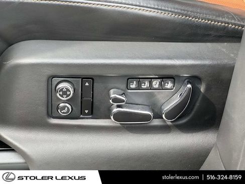 Used 2018 Bentley Bentayga AWD/4WD image 19