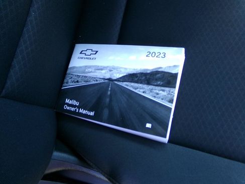 Used 2023 Chevrolet Malibu LS FWD image 19