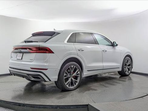 Used 2021 Audi Q8 Premium Plus AWD/4WD image 8