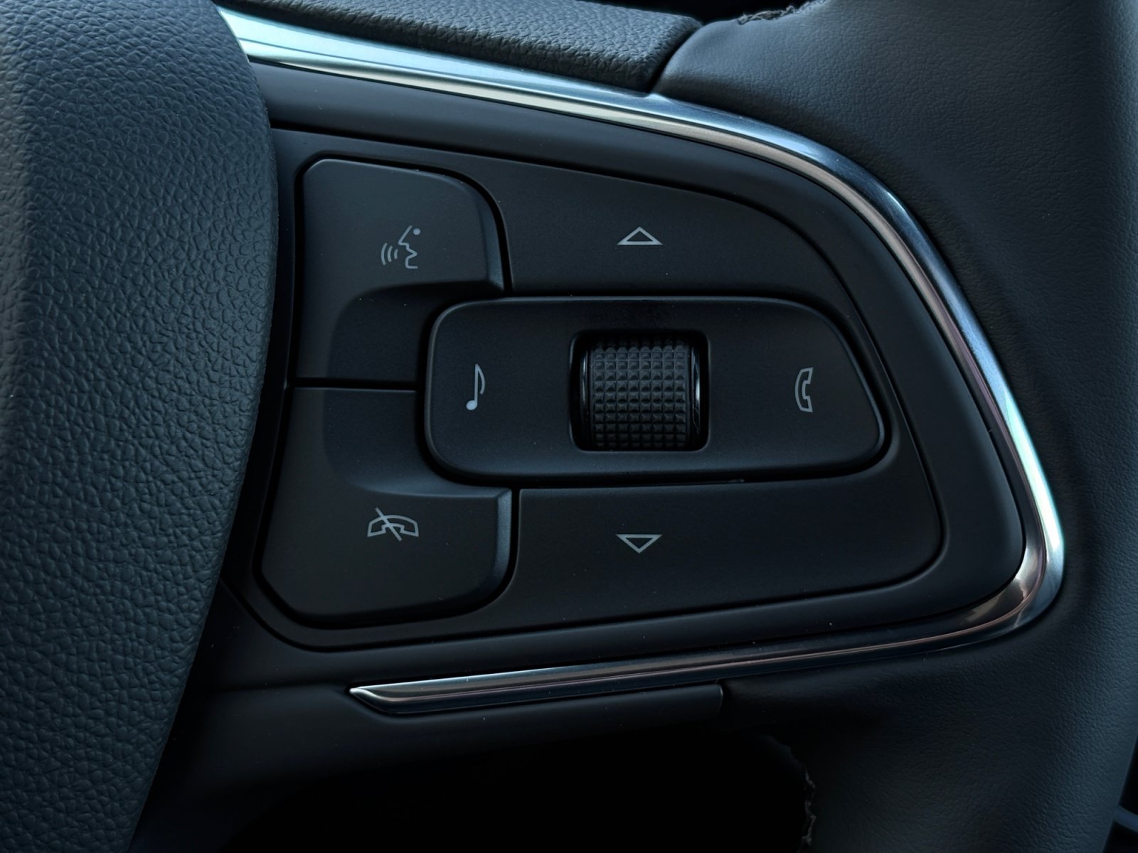 New 2026 Buick Envista Sport Touring w/ Convenience I Package FWD image 17