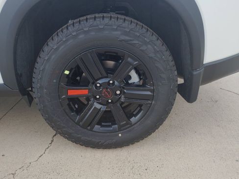 New 2026 Nissan Rogue SV w/ Rock Creek Premium Package AWD/4WD image 5