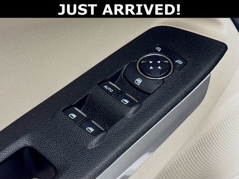 Used 2018 Ford EcoSport Titanium FWD image 30