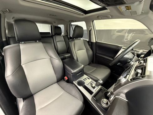 Used 2019 Toyota 4Runner 4WD image 53