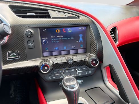 Used 2015 Chevrolet Corvette Stingray Coupe w/ 3LT Preferred Equipment Group image 27