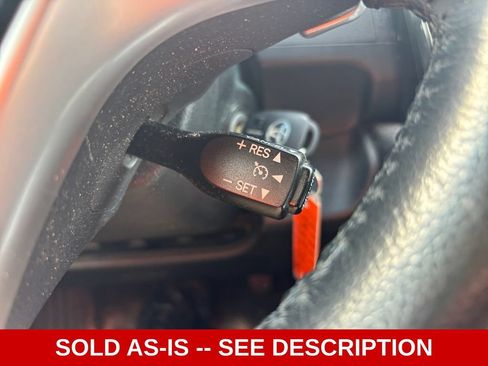 Used 2012 Toyota Camry SE FWD image 24