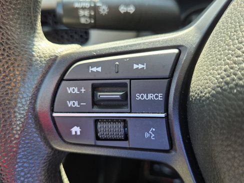 Used 2024 Honda HR-V LX image 23
