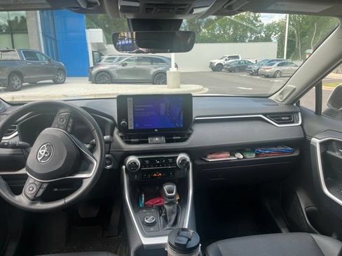 Used 2023 Toyota RAV4 Limited AWD/4WD image 19