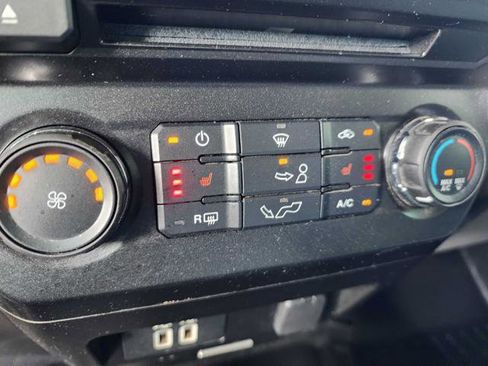 Used 2016 Ford F150 XLT w/ Equipment Group 302A Luxury image 24