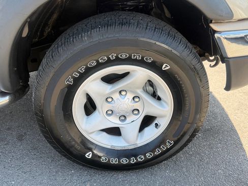Used 2004 Toyota Tacoma PreRunner RWD image 68