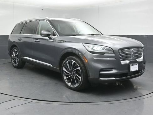 Certified 2023 Lincoln Aviator Reserve w/ Equipment Group 201A image 1
