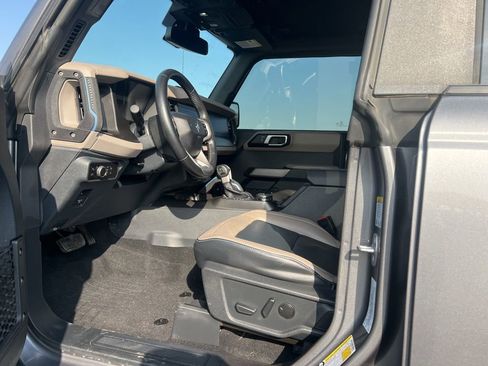 Used 2023 Ford Bronco Wildtrak AWD/4WD image 15