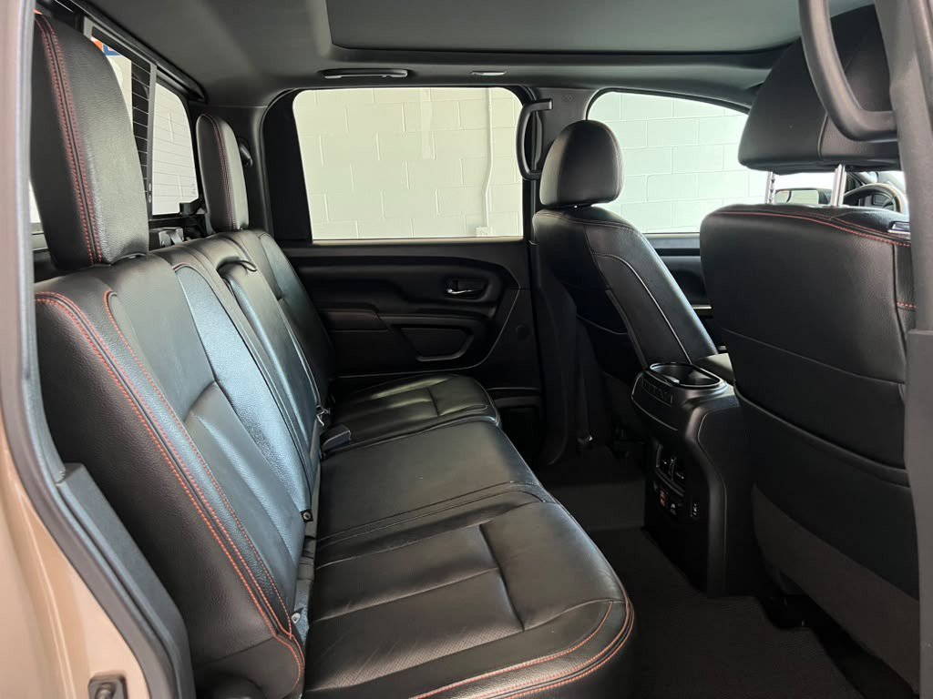 Used 2021 Nissan Titan PRO-4X w/ Pro-4x Convenience Package AWD/4WD image 10