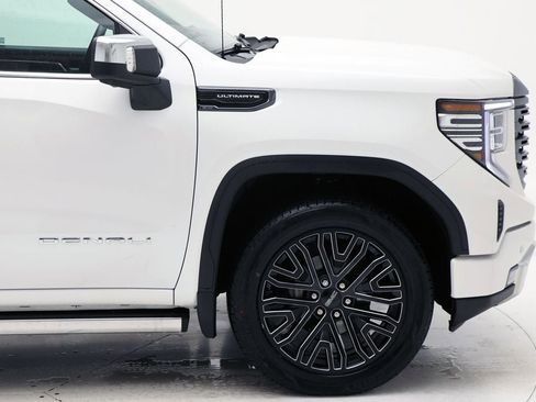 Used 2022 GMC Sierra 1500 Denali Ultimate image 4