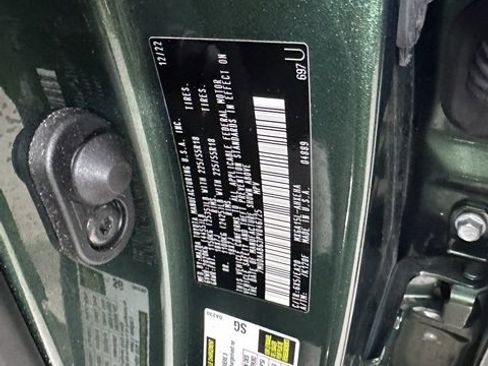 Used 2023 Toyota Corolla Cross XLE image 31