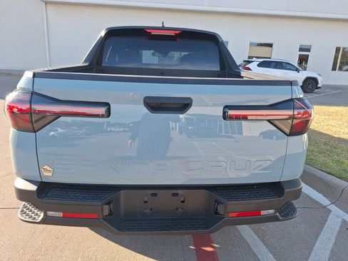 Used 2024 Hyundai Santa Cruz SEL image 5