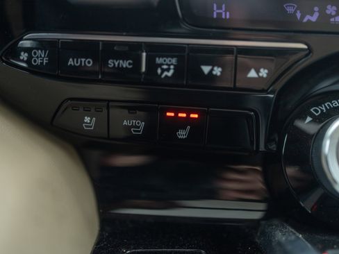 Used 2023 Acura MDX SH-AWD w/ Advance Package image 13