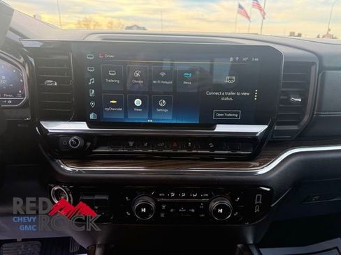 Used 2024 Chevrolet Silverado 3500 LT w/ Convenience Package image 15