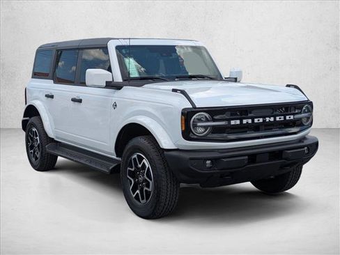 New 2026 Ford Bronco Outer Banks AWD/4WD image 7
