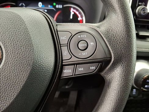 Certified 2025 Toyota RAV4 XLE AWD/4WD image 10