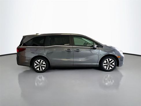 New 2026 Honda Odyssey EX-L image 17