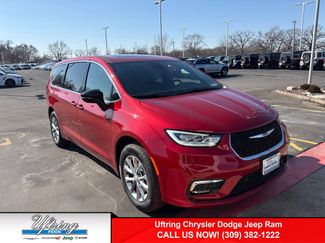 New 2026 Chrysler Pacifica Limited video 1