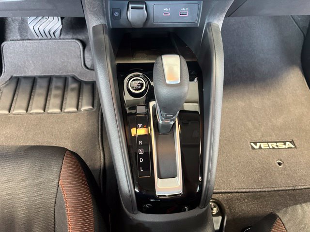 Certified 2025 Nissan Versa SR w/ Trunk Package FWD image 16