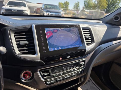 Used 2017 Honda Pilot EX-L image 16
